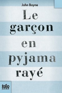 Le garçon en pyjama rayé